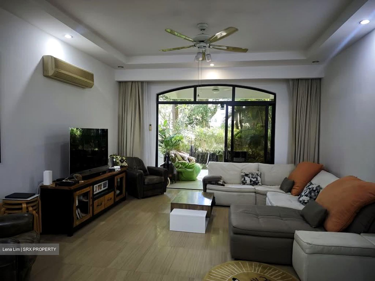 Tanglin Park (D10), Condominium #557480491